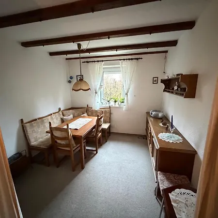 Ferien- Und Monteurwohnung Rotbuehl